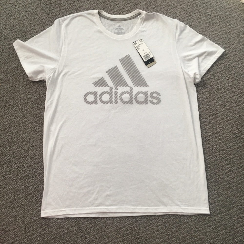 Men’s XL Adidas T-shirt